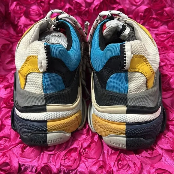 Balenciaga Triple S Sneaker Split - Picture 6 of 13